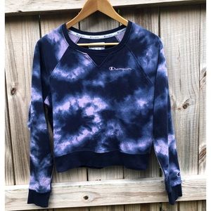 Cropped Champion Tie Dyed Crew Neck Sweatshirt